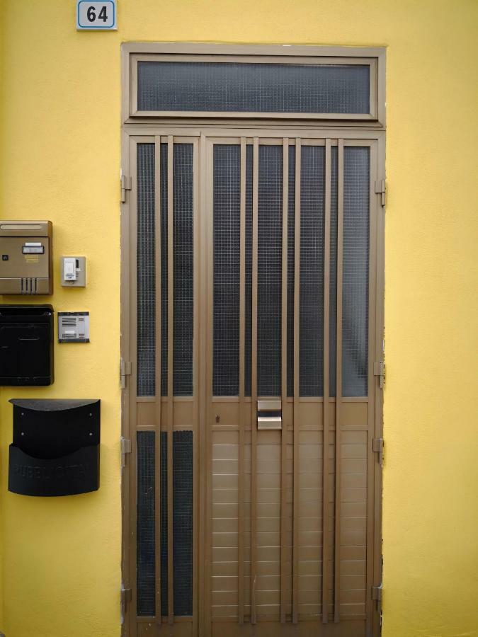 Ferienwohnung A Casa Di Rossano E Rossella Carbonia Exterior foto